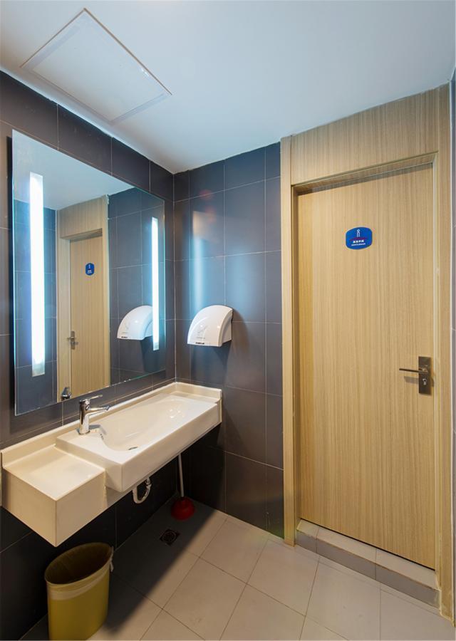 Hanting Hotel Zhuhai Qinglu Middle Road Exterior photo
